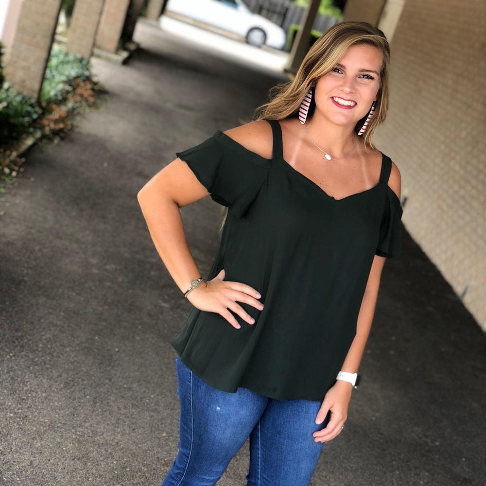 Meet your Posher, Dakota